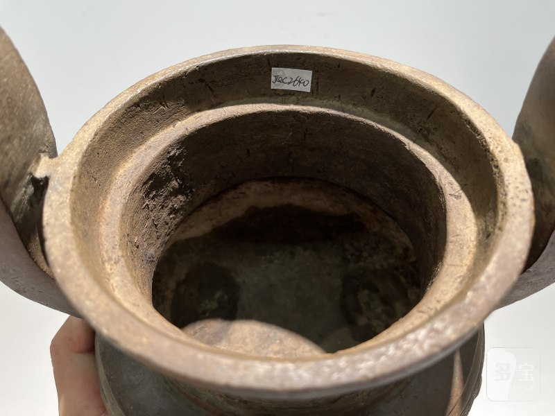明嘉靖 铜太狮少狮钮朝冠耳熏炉 - 图30